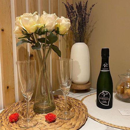 Appartement - Parking Prive Gratuit, Proche Centre-Ville Et Gare De Saint-Omer サントメール エクステリア 写真