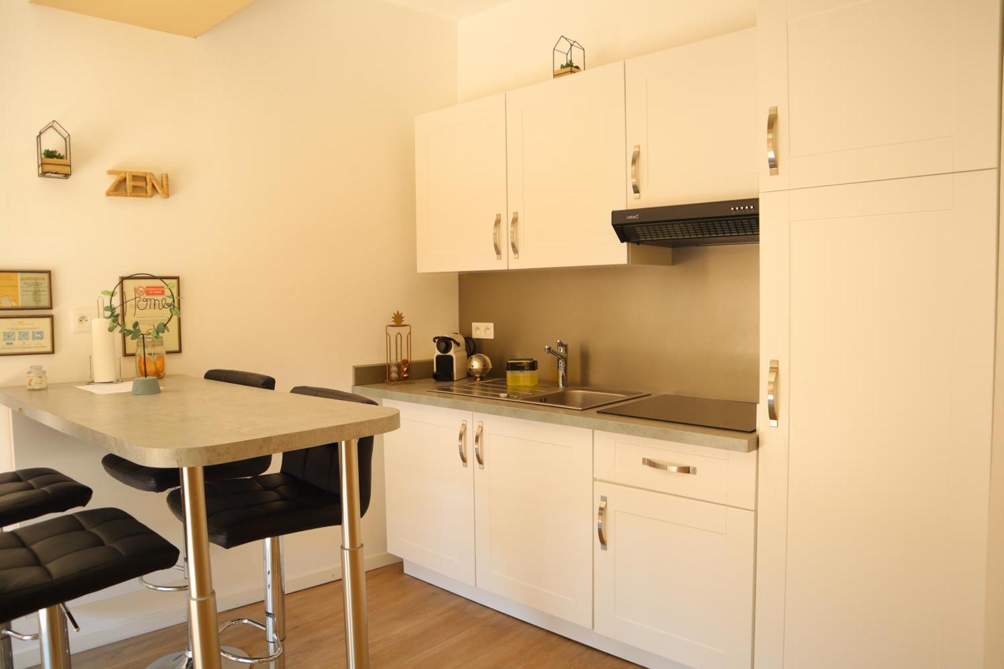 Appartement - Parking Prive Gratuit, Proche Centre-Ville Et Gare De Saint-Omer サントメール エクステリア 写真